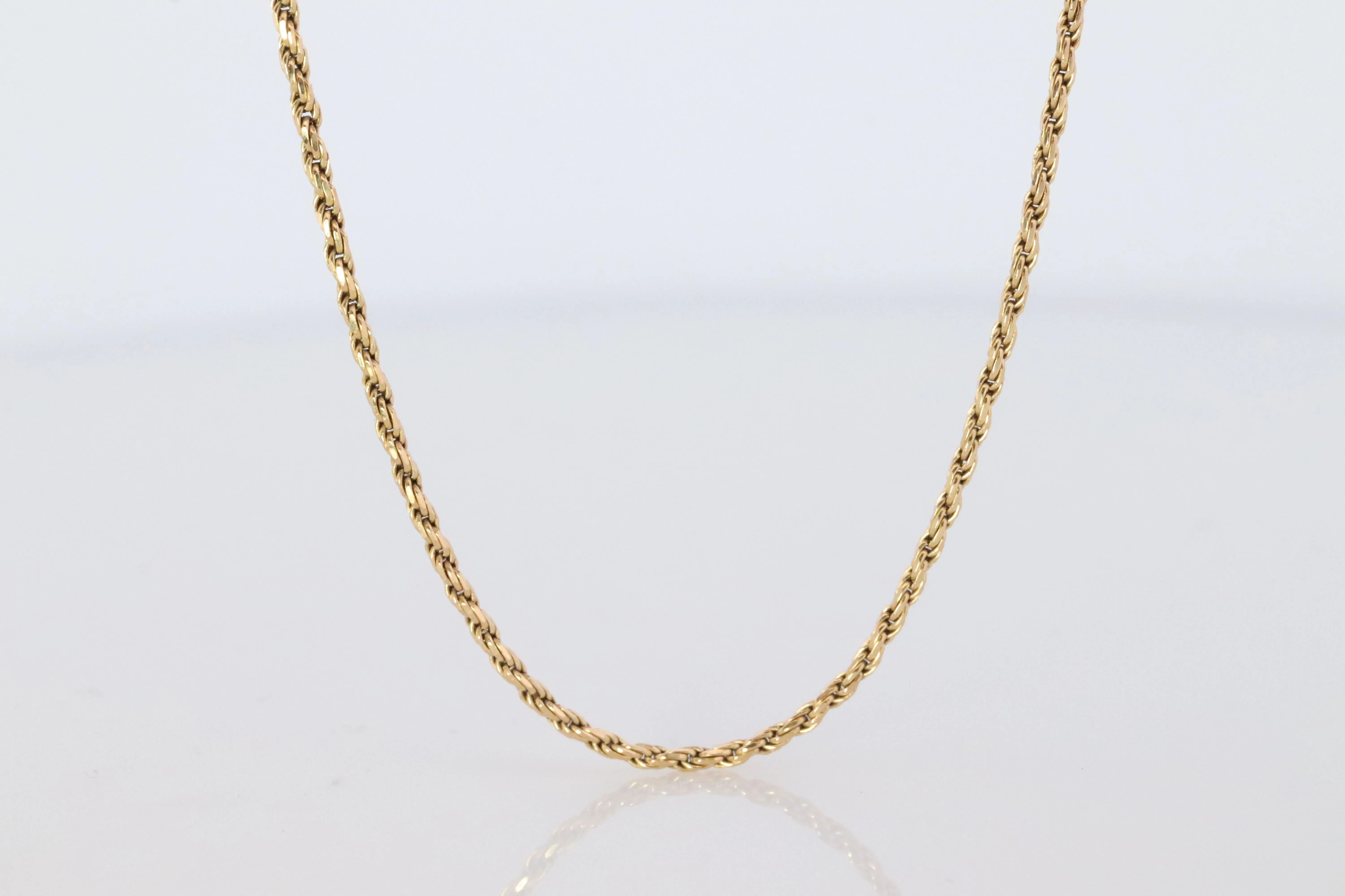 14k Rope Necklace. 14k Long Rope Necklace. 3.5grams 16in length 1.5mm width