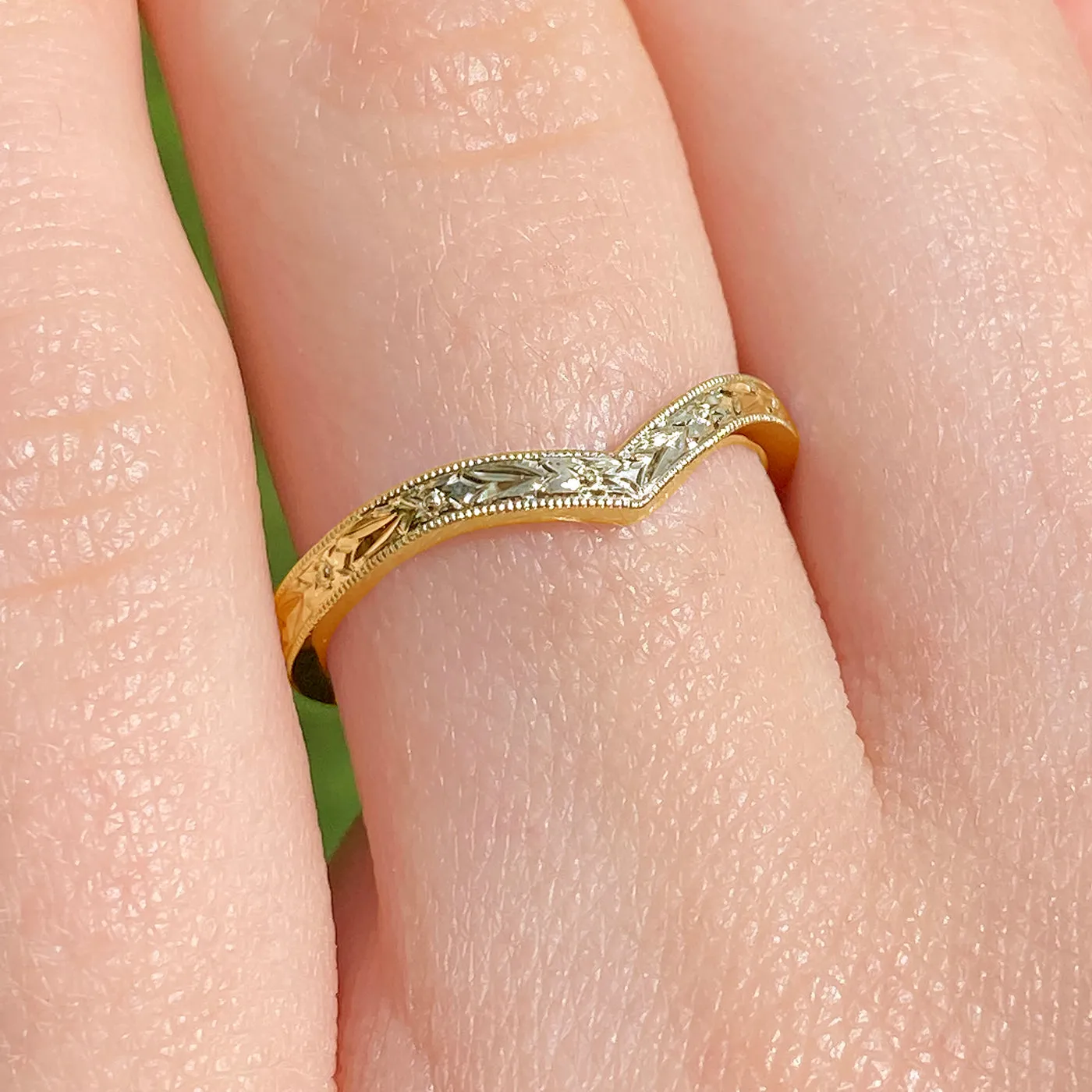 18ct Gold Orange Blossom Engraved Wishbone Wedding Ring