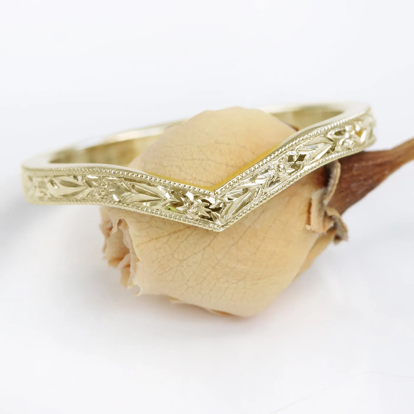 18ct Gold Orange Blossom Engraved Wishbone Wedding Ring