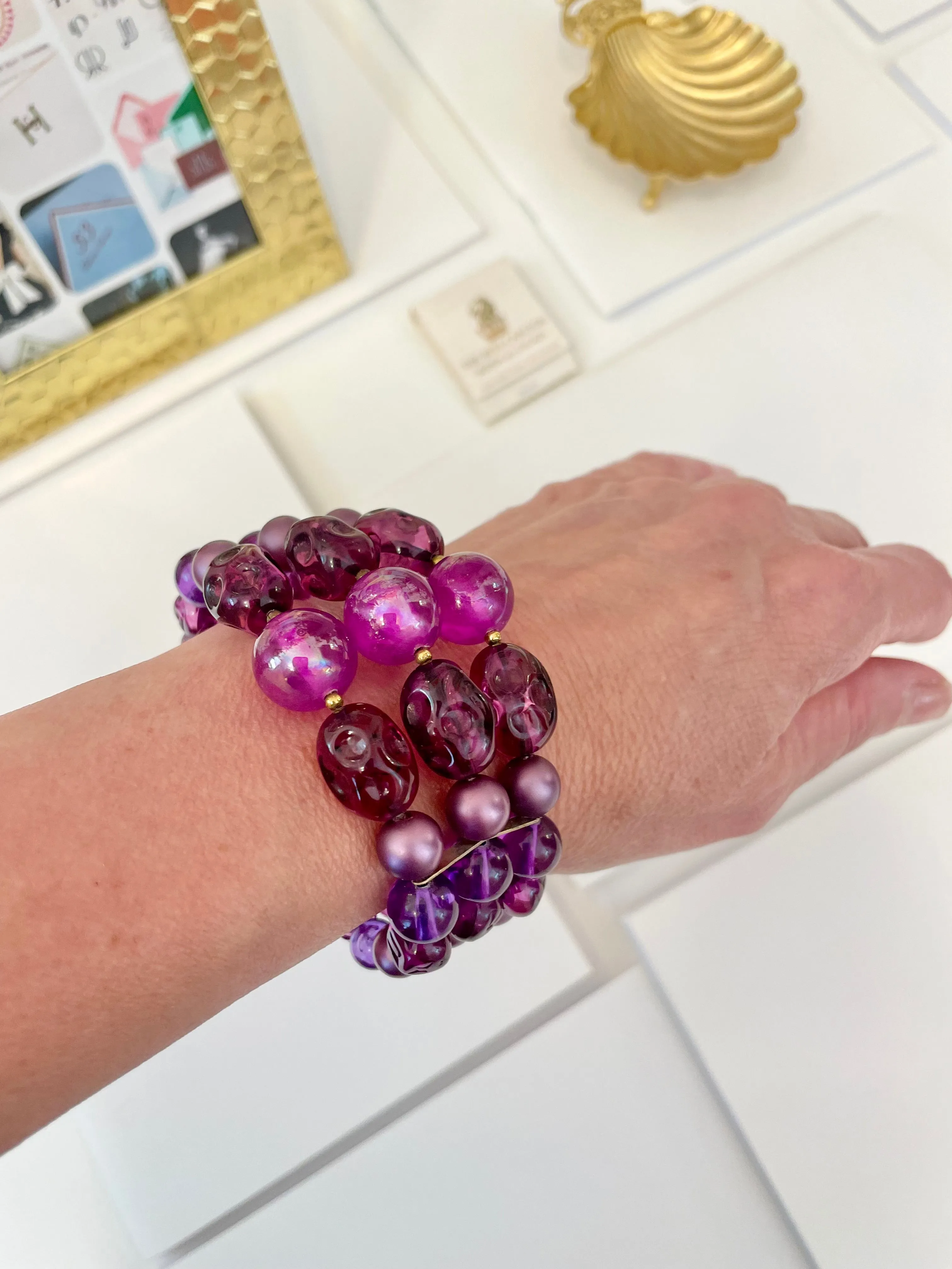 1960's rich color story, classy beaded bracelet ...... lovely!