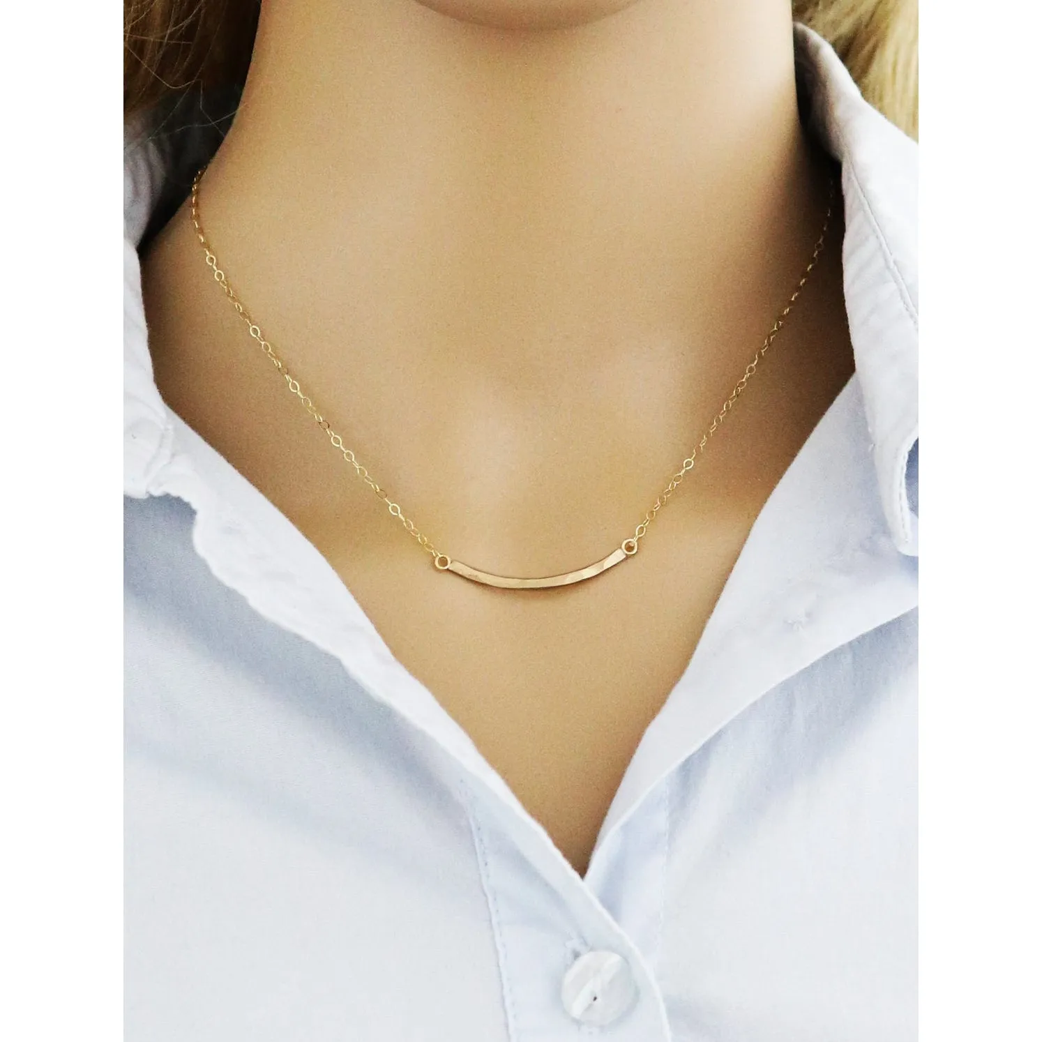 Accent Short Curved Hammered Necklace