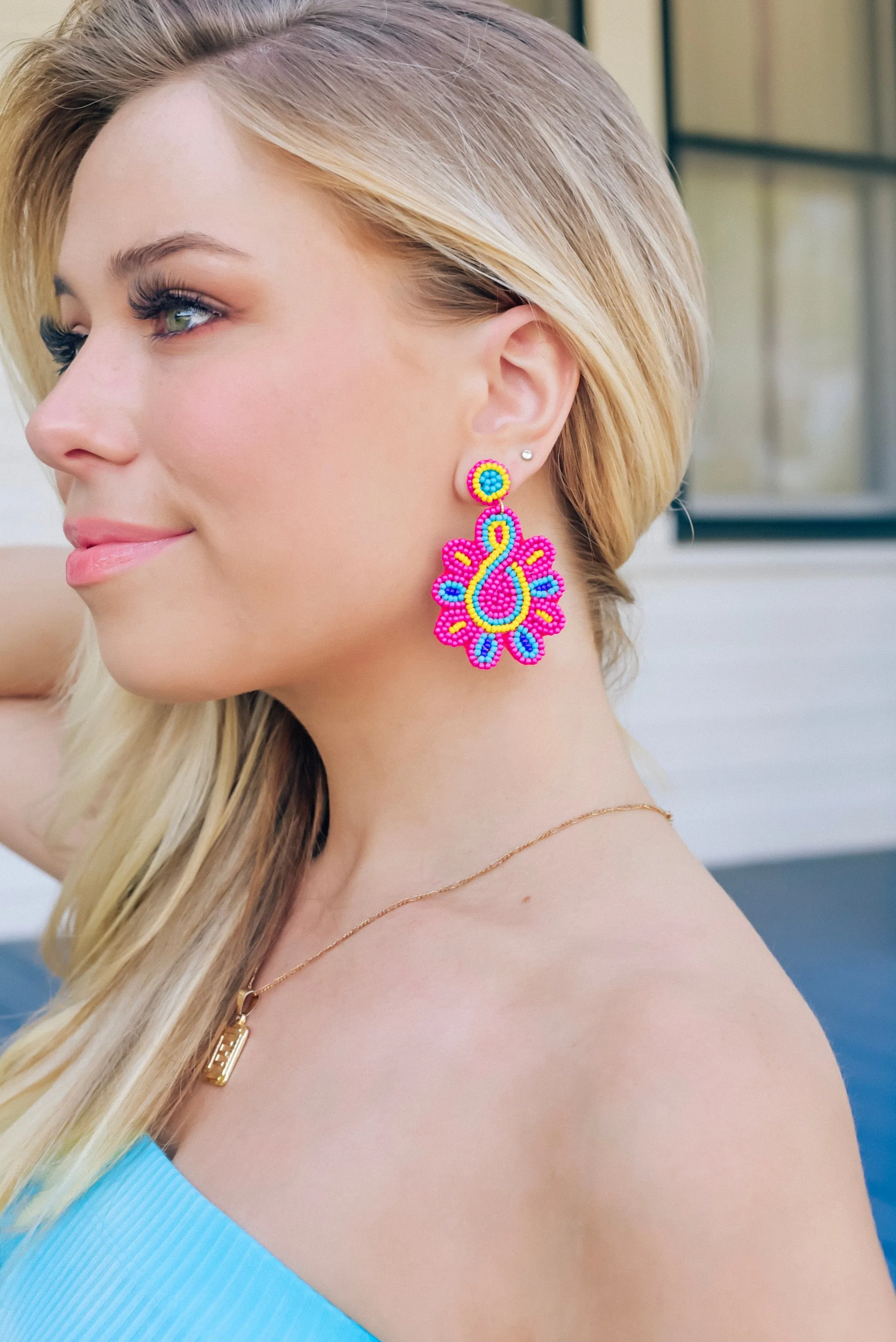Be Bold Drop Earrings in Fuchsia