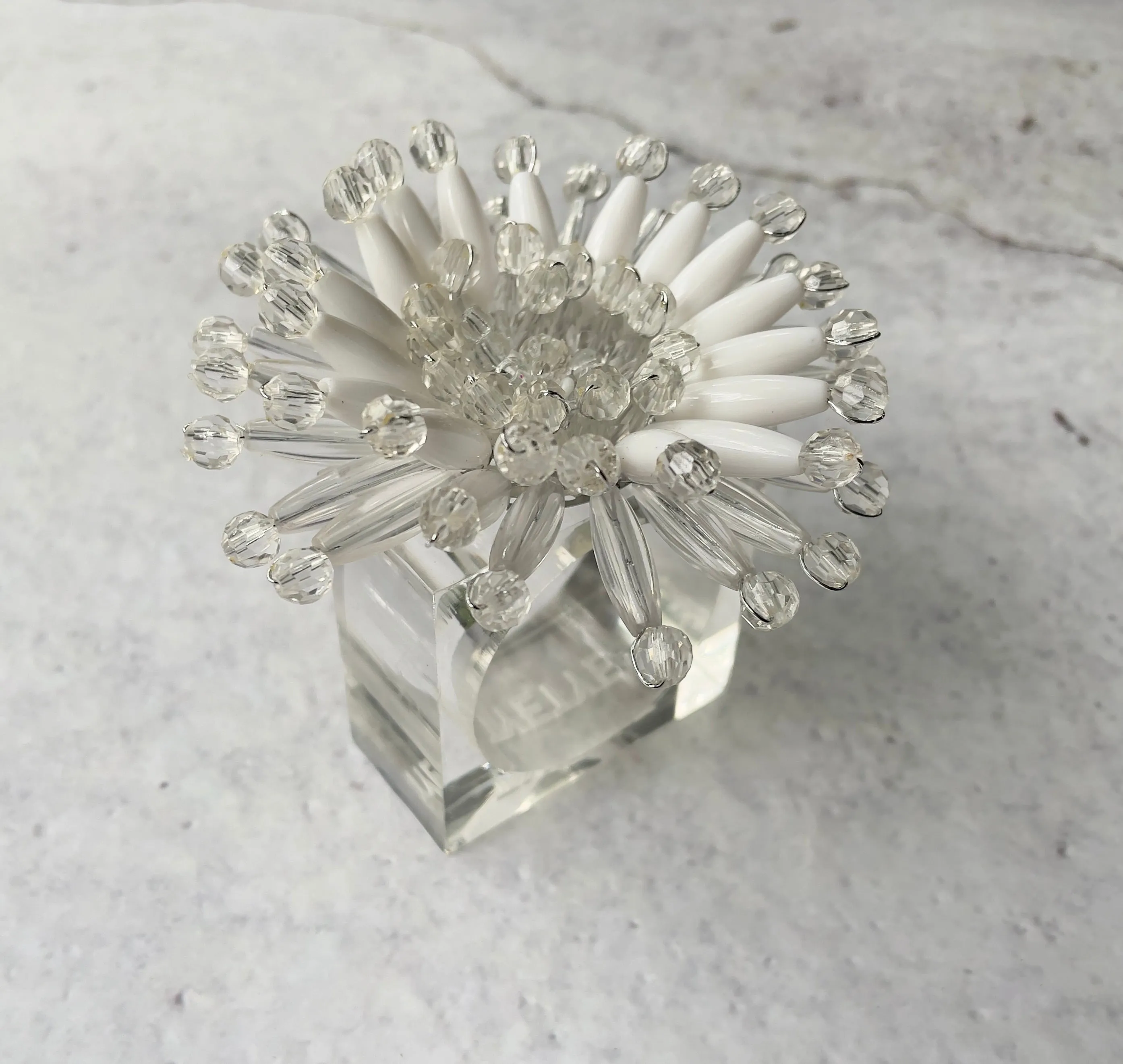 Blooming White Napkin Rings (Set of 4)