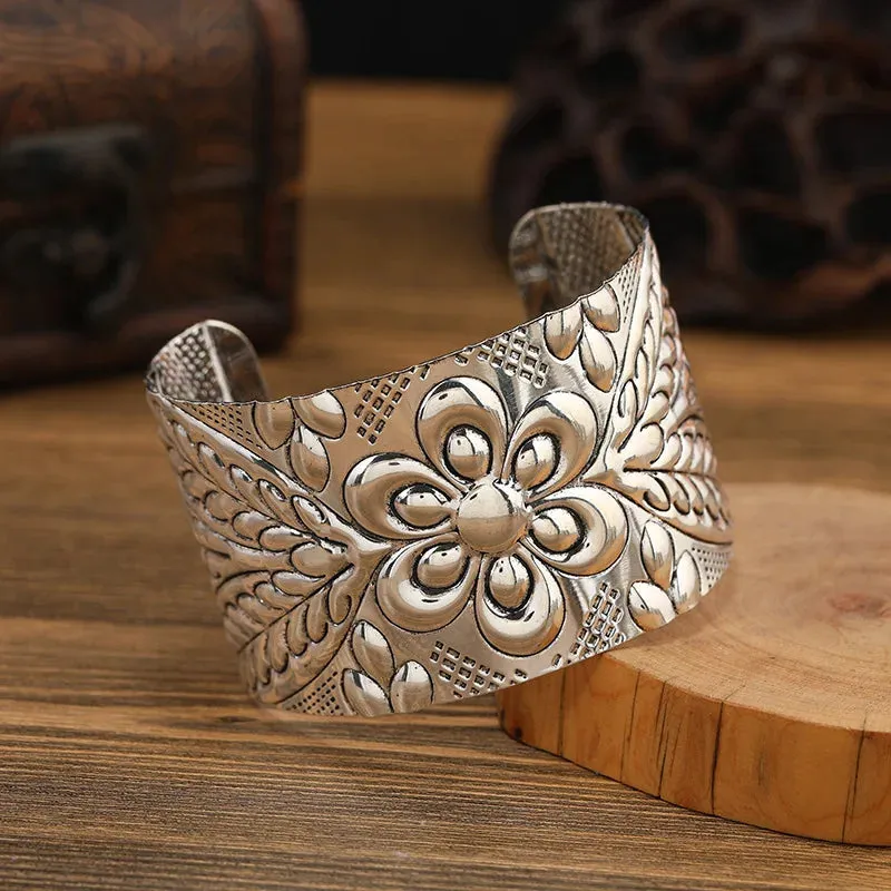 Boho Wide Line Cuff Open Bracelet - New, Punk, Cool Psycho Shiny Ring Bracelet - Adjustable Ladies Wrist Accessories for Girls - Trendy Jewelry