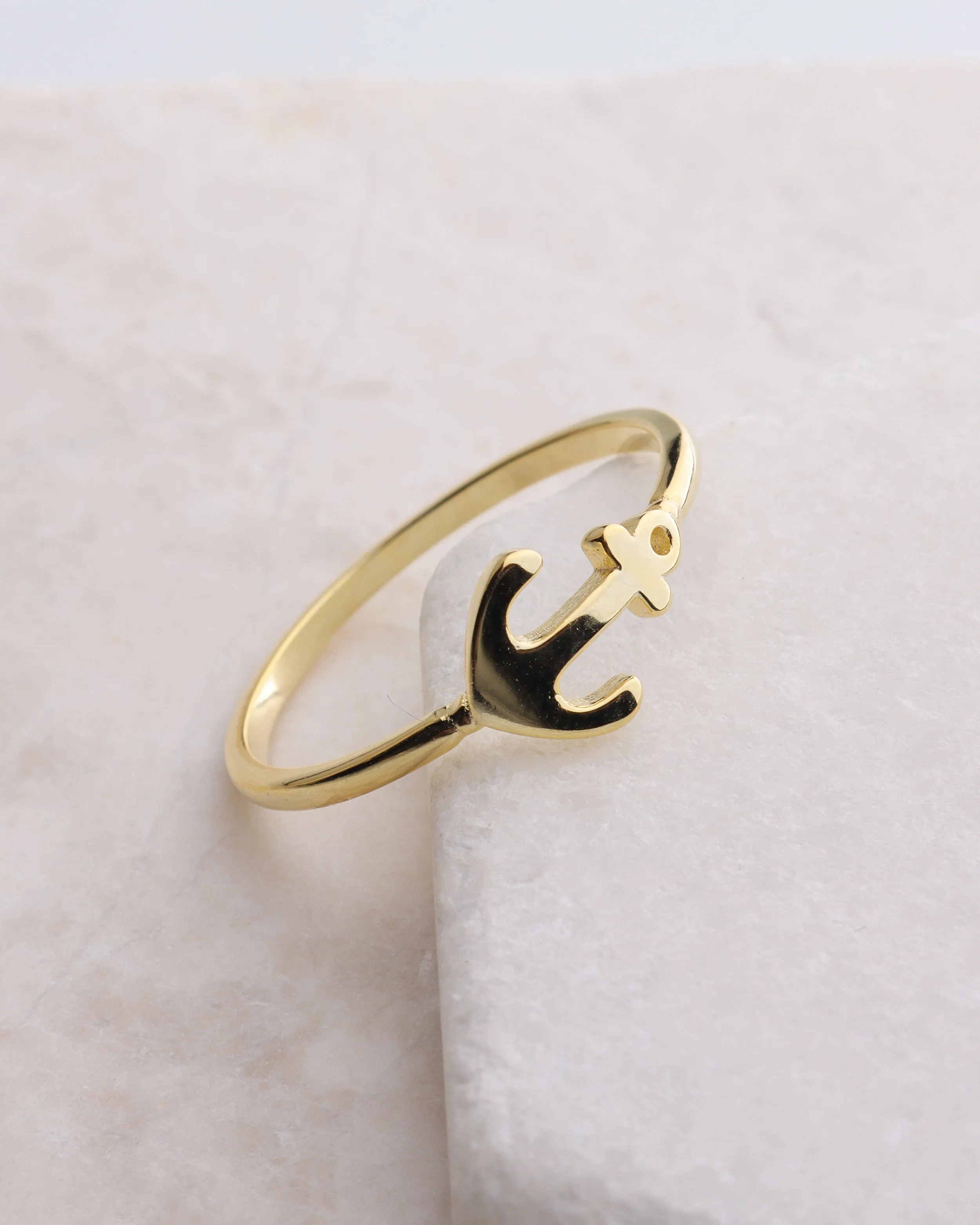 Dainty Anchor Ring