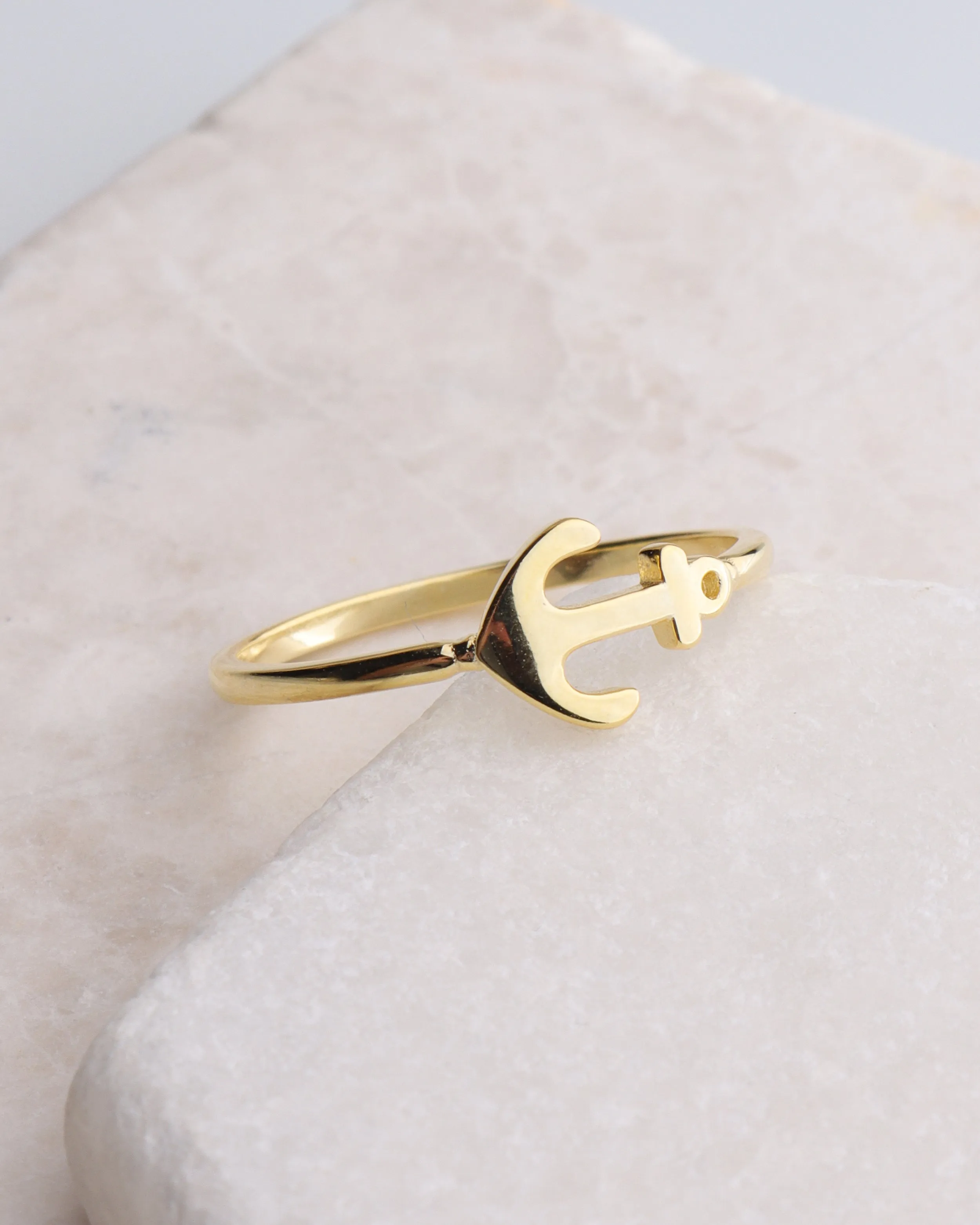 Dainty Anchor Ring