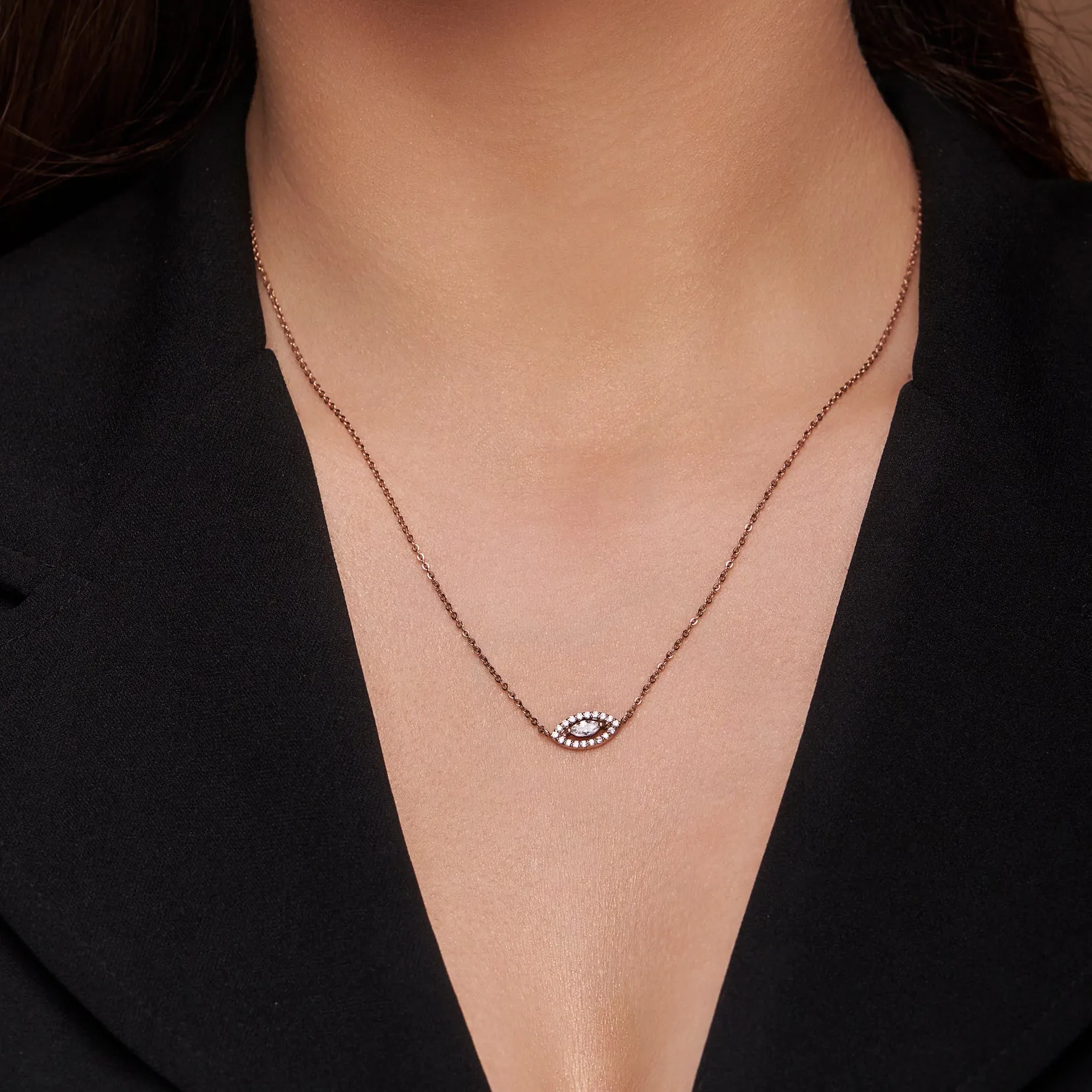 Eye-Catching Diamond Necklace