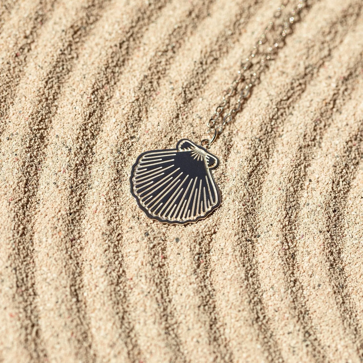 Fan Shell Silver Pendant Necklace