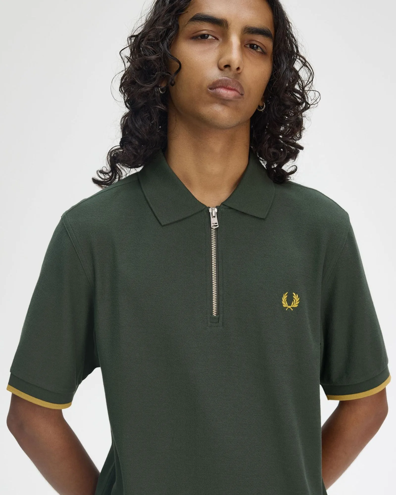 Fred Perry Crepe Pique Zip Neck Polo Shirt - Court Green