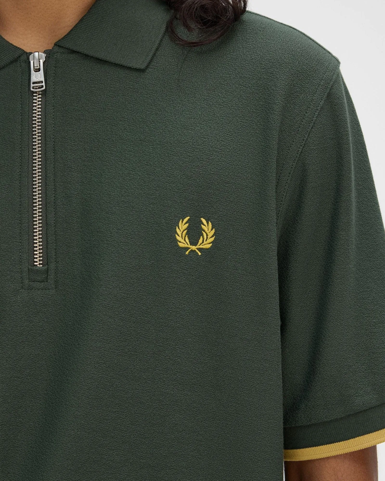 Fred Perry Crepe Pique Zip Neck Polo Shirt - Court Green