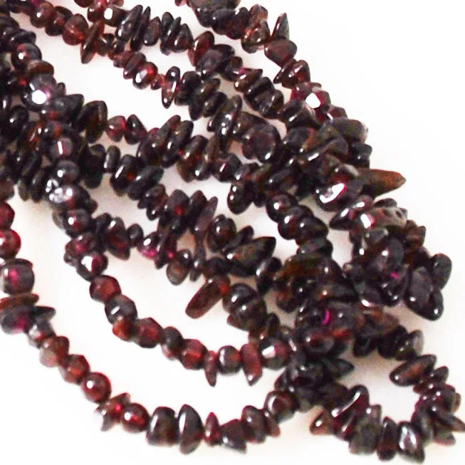 Garnet Chip Bead Necklace Vintage