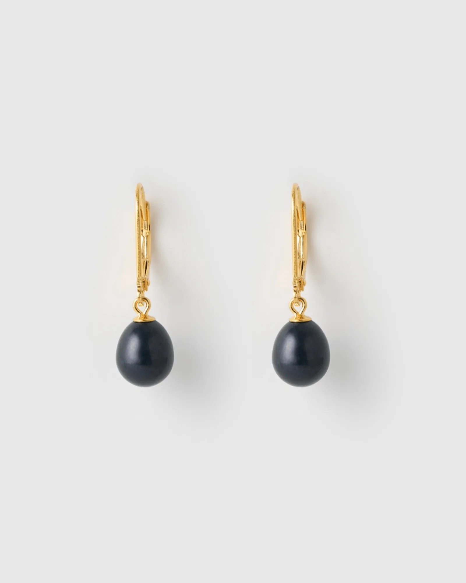 Izoa Juliet Earrings Navy Pearl
