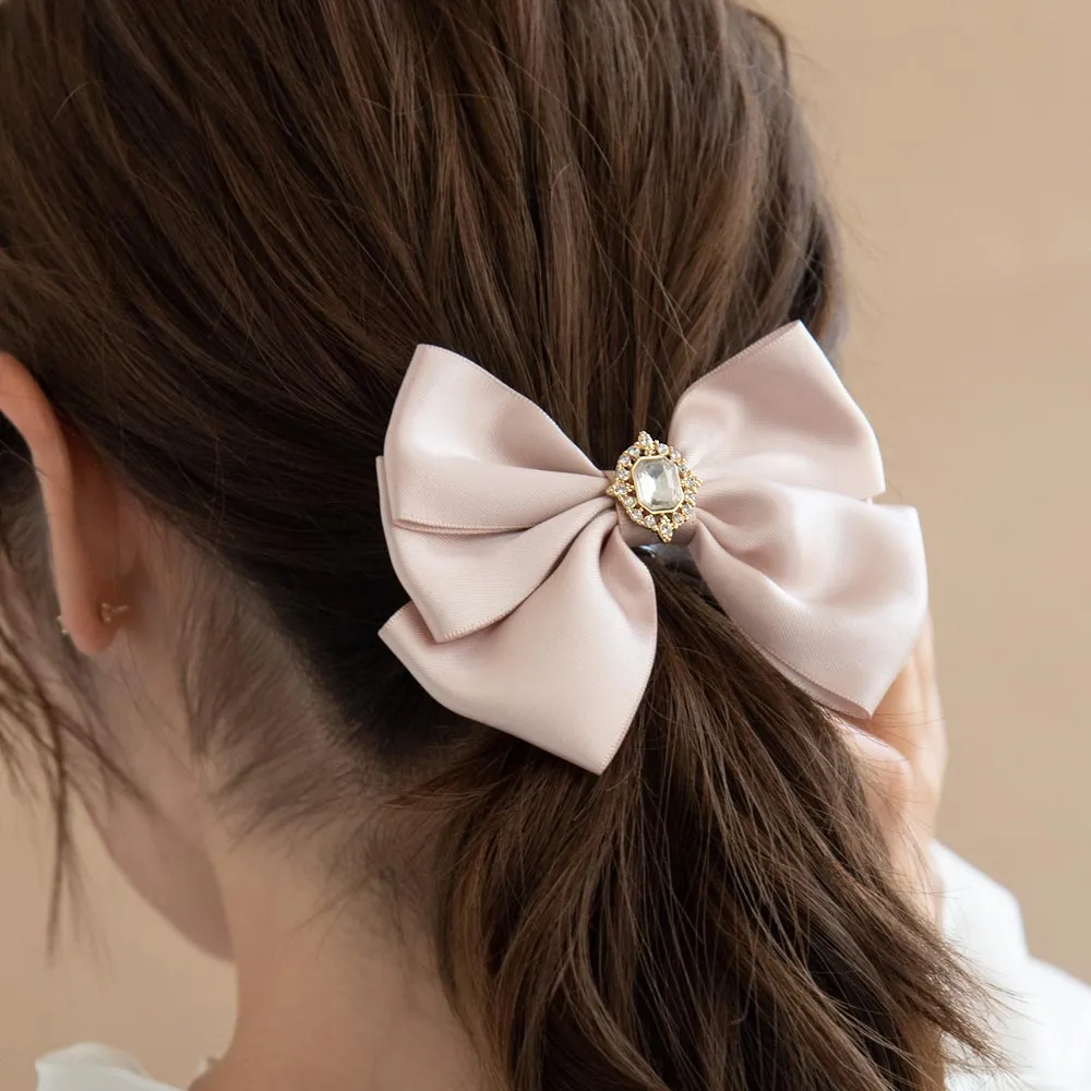 Jeweled Bow Pony Hook