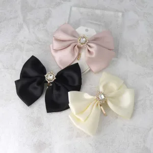 Jeweled Bow Pony Hook