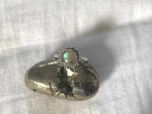 Labradorite Sole Ring