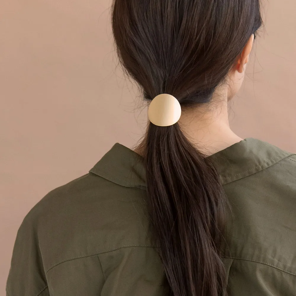 Matte Circle Pony Hook
