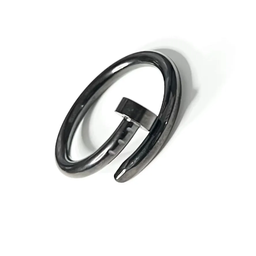 Nail Ring