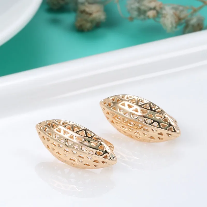 New Simple Vintage Golden Earrings