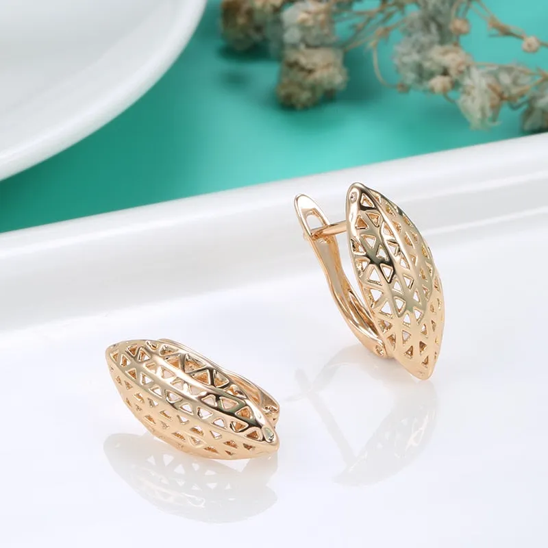 New Simple Vintage Golden Earrings