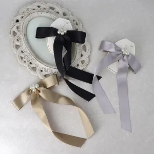 Pearlized Long Tail Bow Pony Hook