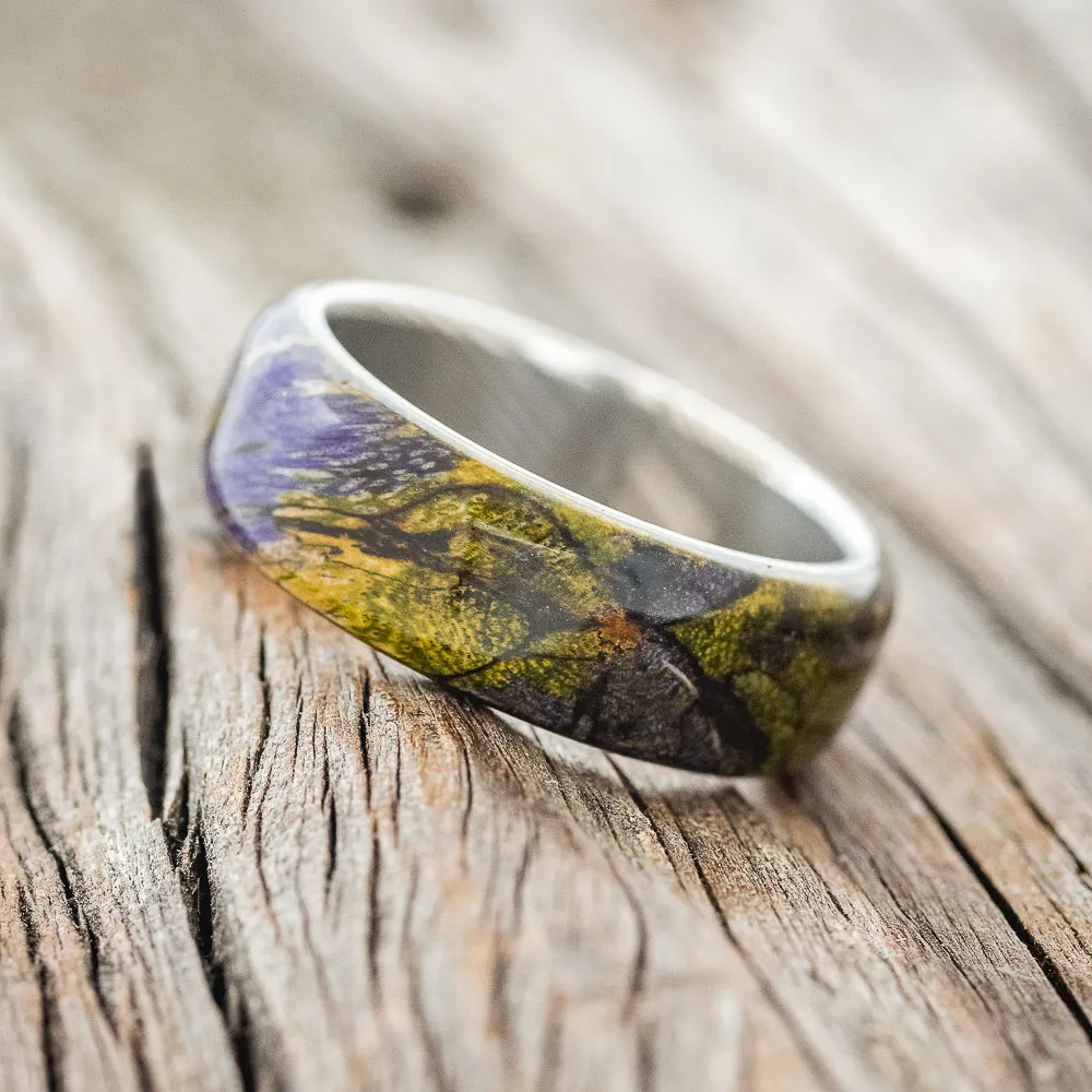 "HAVEN" - JOKER SPALTED MAPLE WEDDING RING - DAMASCUS STEEL - SIZE 10