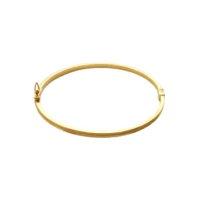 Rich 14K Yellow Gold Hinged Square Edge Grooved Bangle