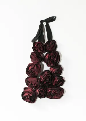 Rose Necklace in Red - A Stylish and Fashionable Choice
