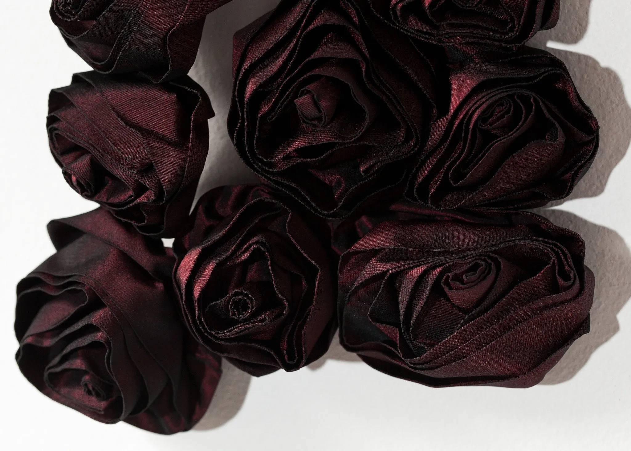Rose Necklace in Red - A Stylish and Fashionable Choice