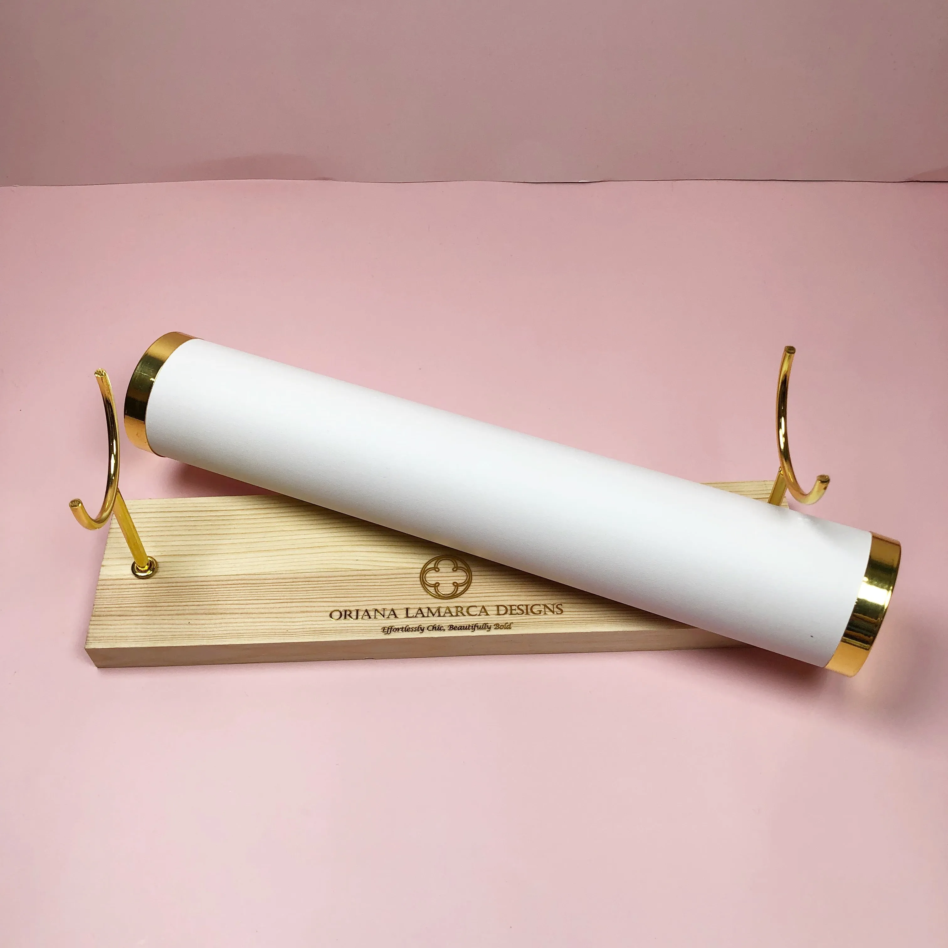 Signature Armcandy Single Tier Storage Bar