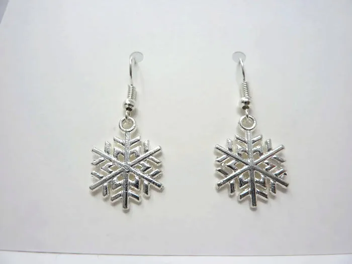 Silver Snowflake Earrings - Christmas Earrings. Simple Drop Earrings.