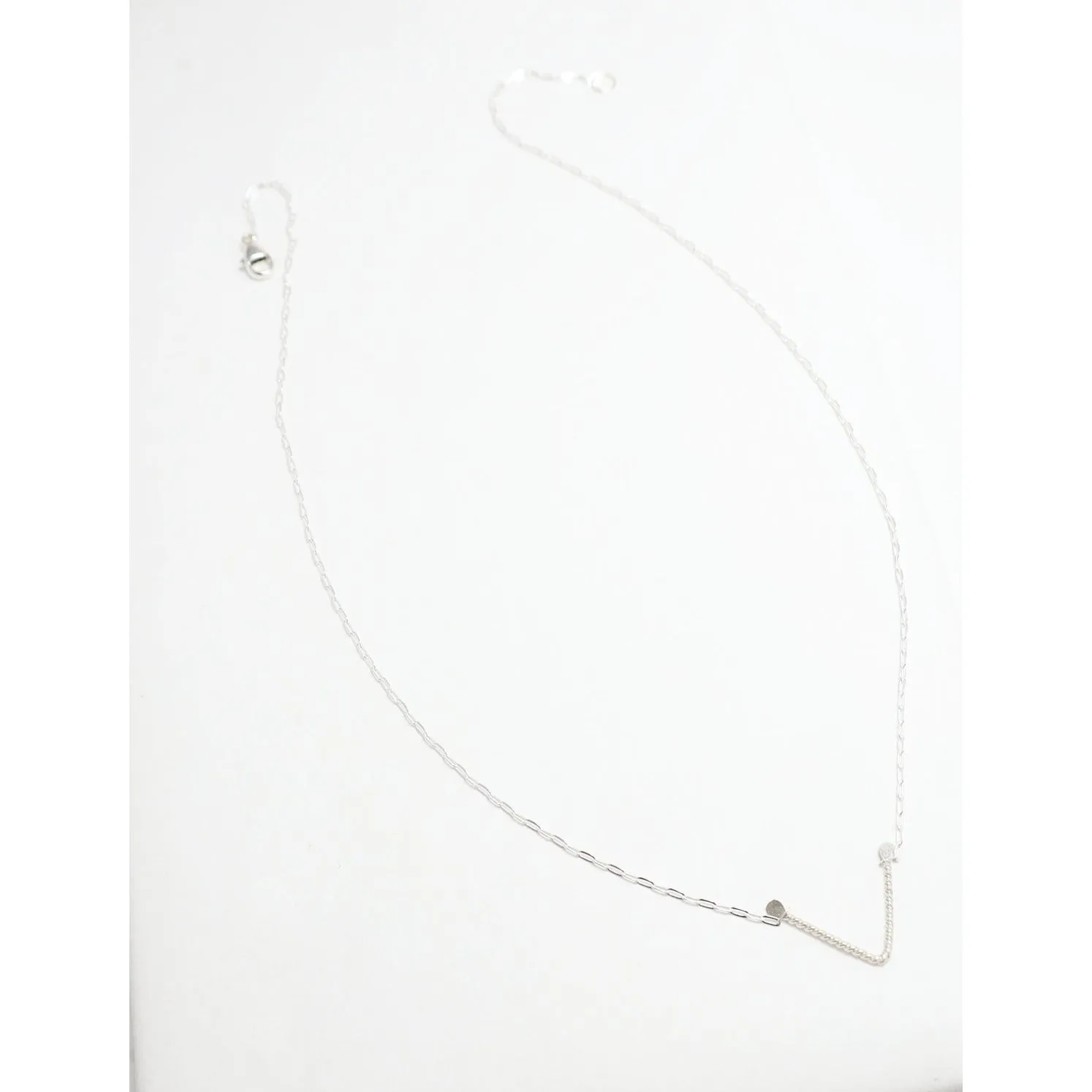 The Moxie Twist Necklace