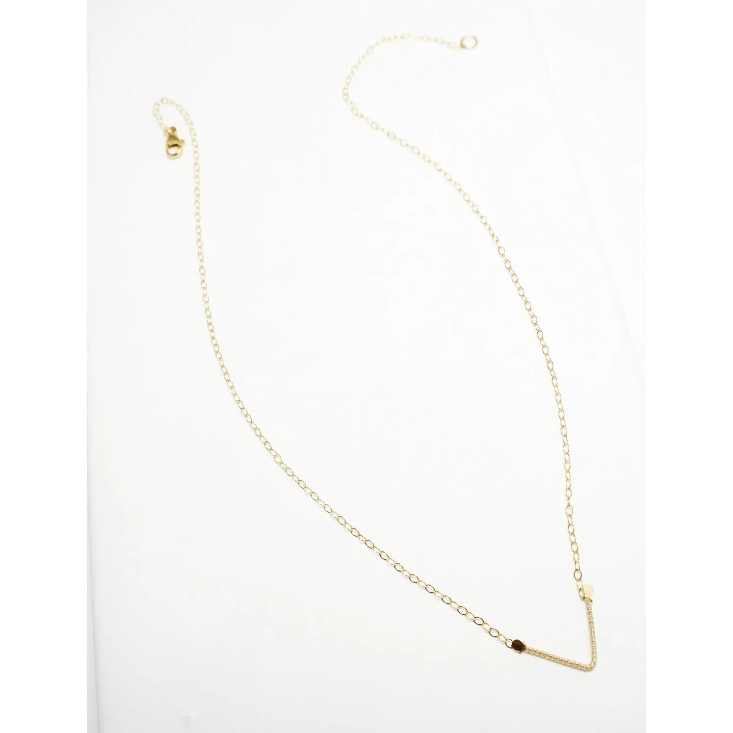The Moxie Twist Necklace