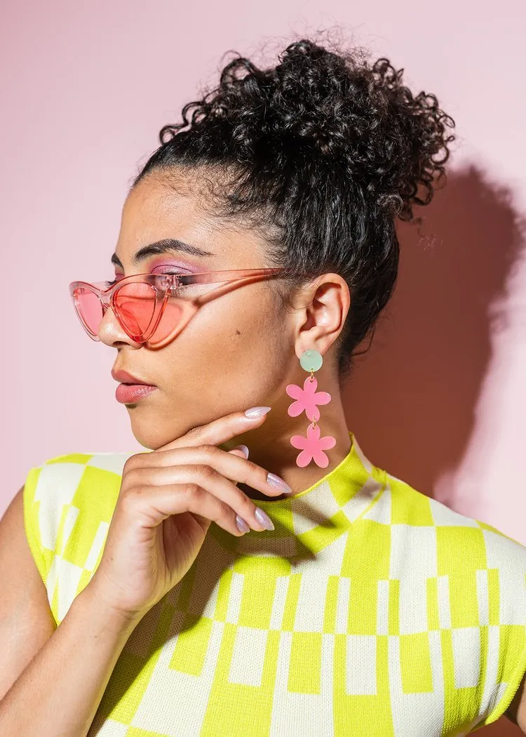 The Vintage Royalty Malibu Earrings (Pink)