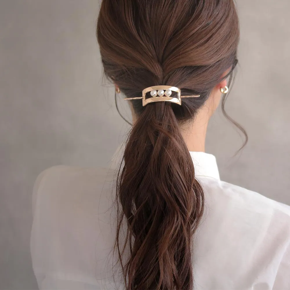 Triple Pearl Majeste Cuff