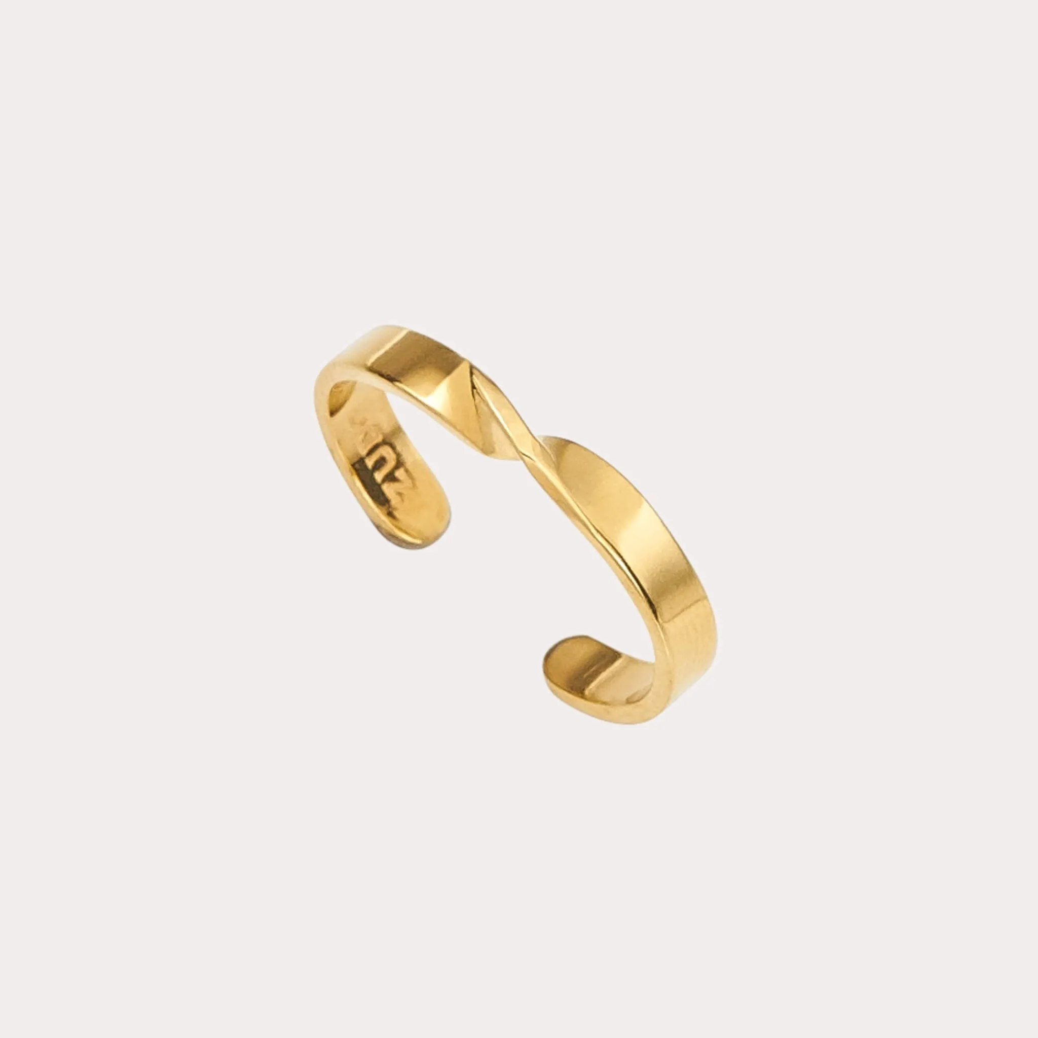 Twist Ring