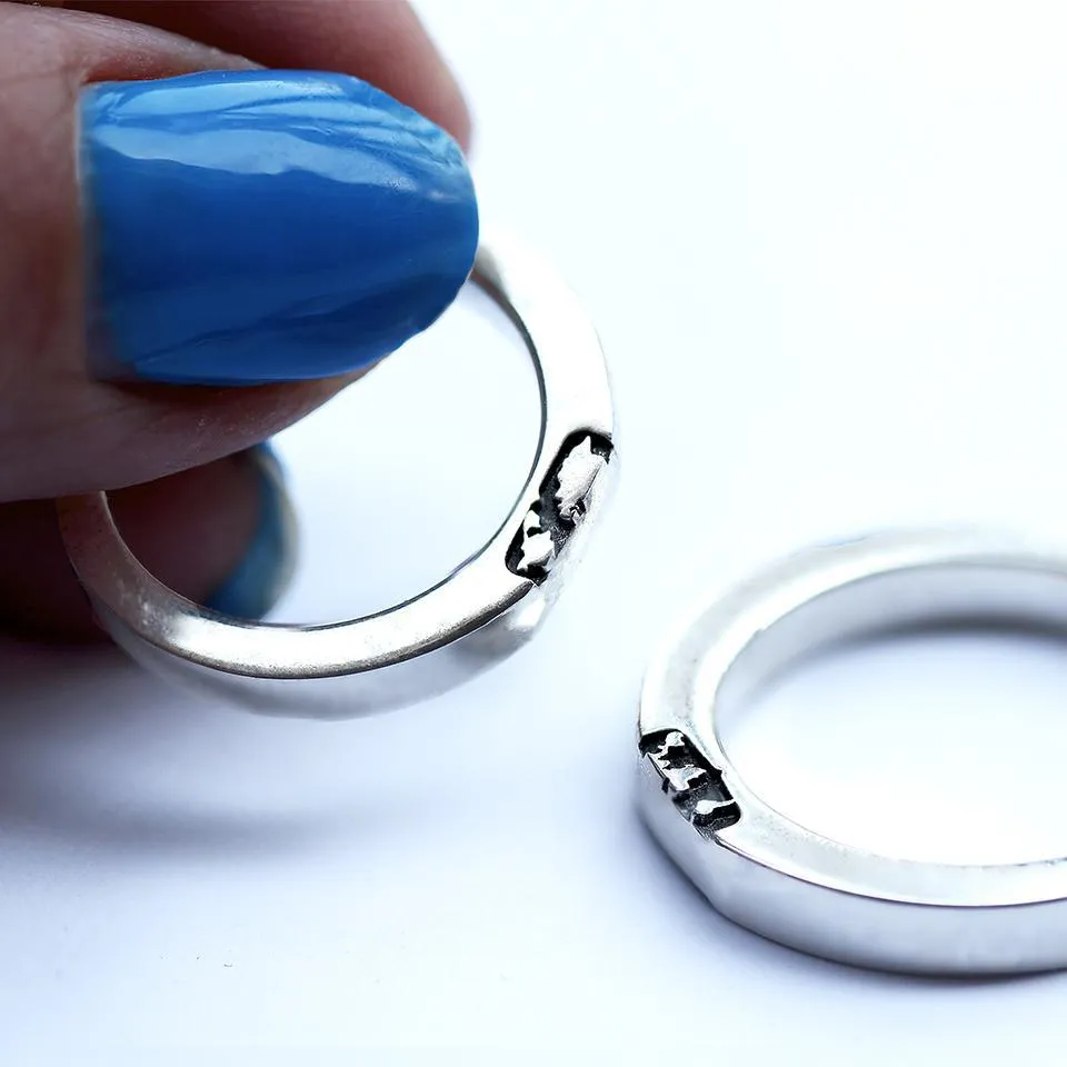 Unique wedding bands for travelers
