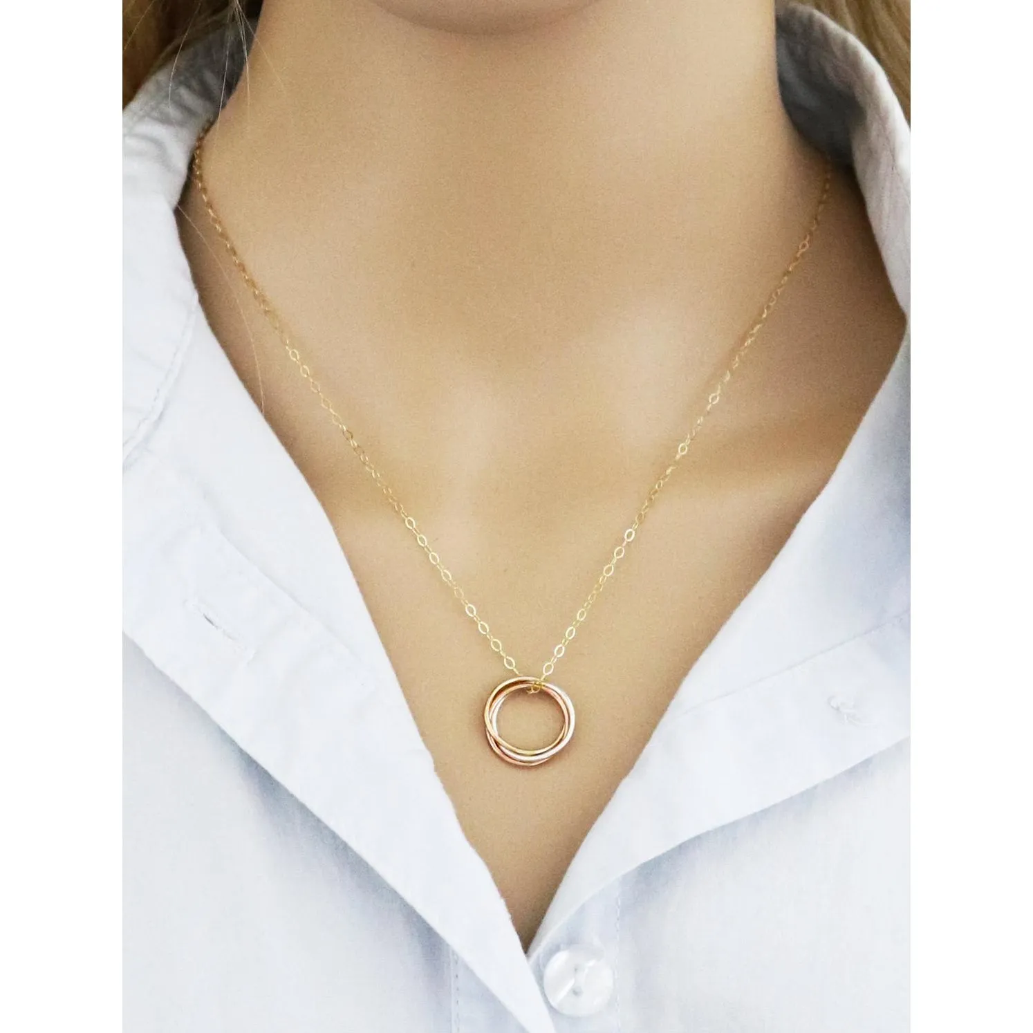 Unity Interlocking Circle Necklace No. II