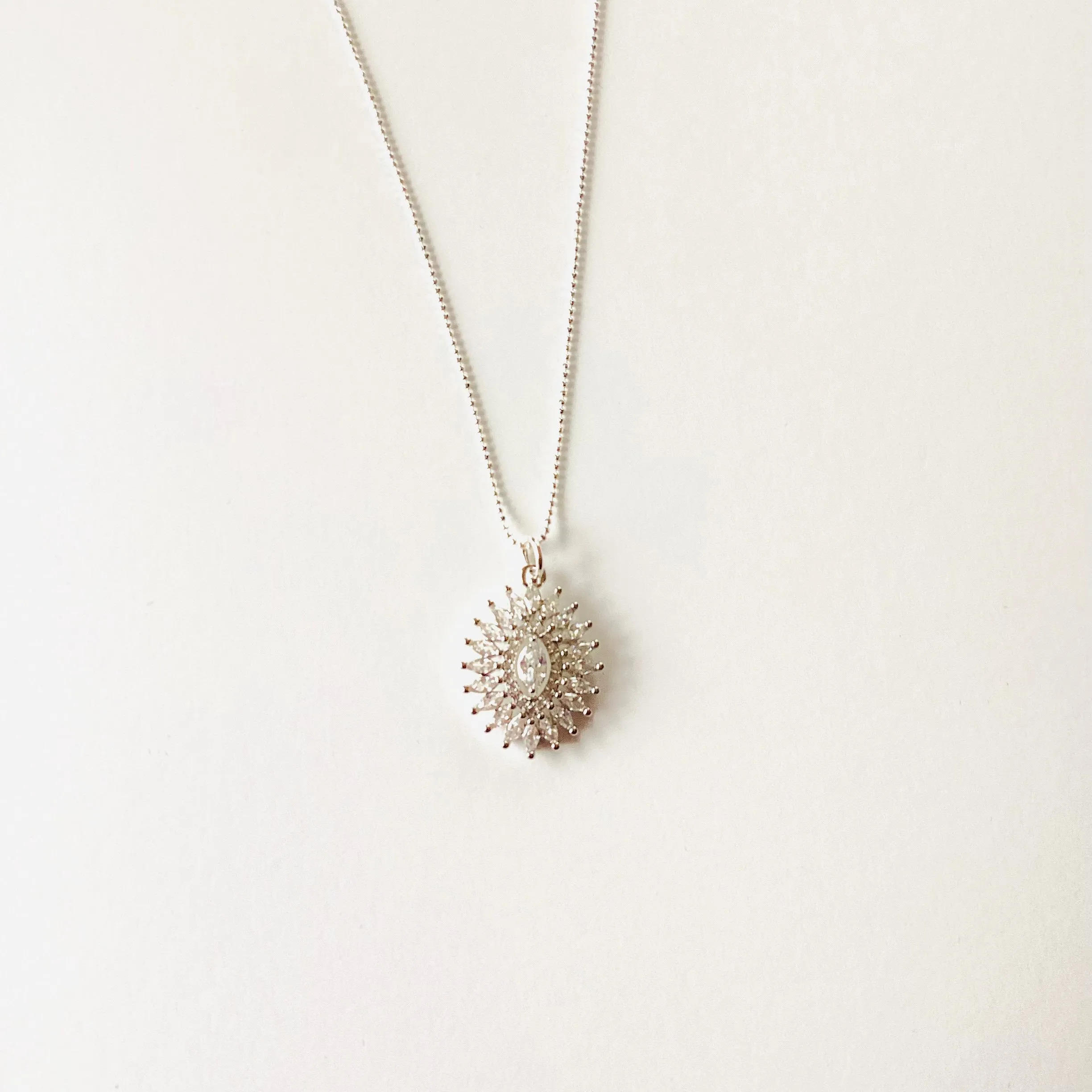 Vintage Filigree Pendant Necklace