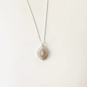 Vintage Filigree Pendant Necklace