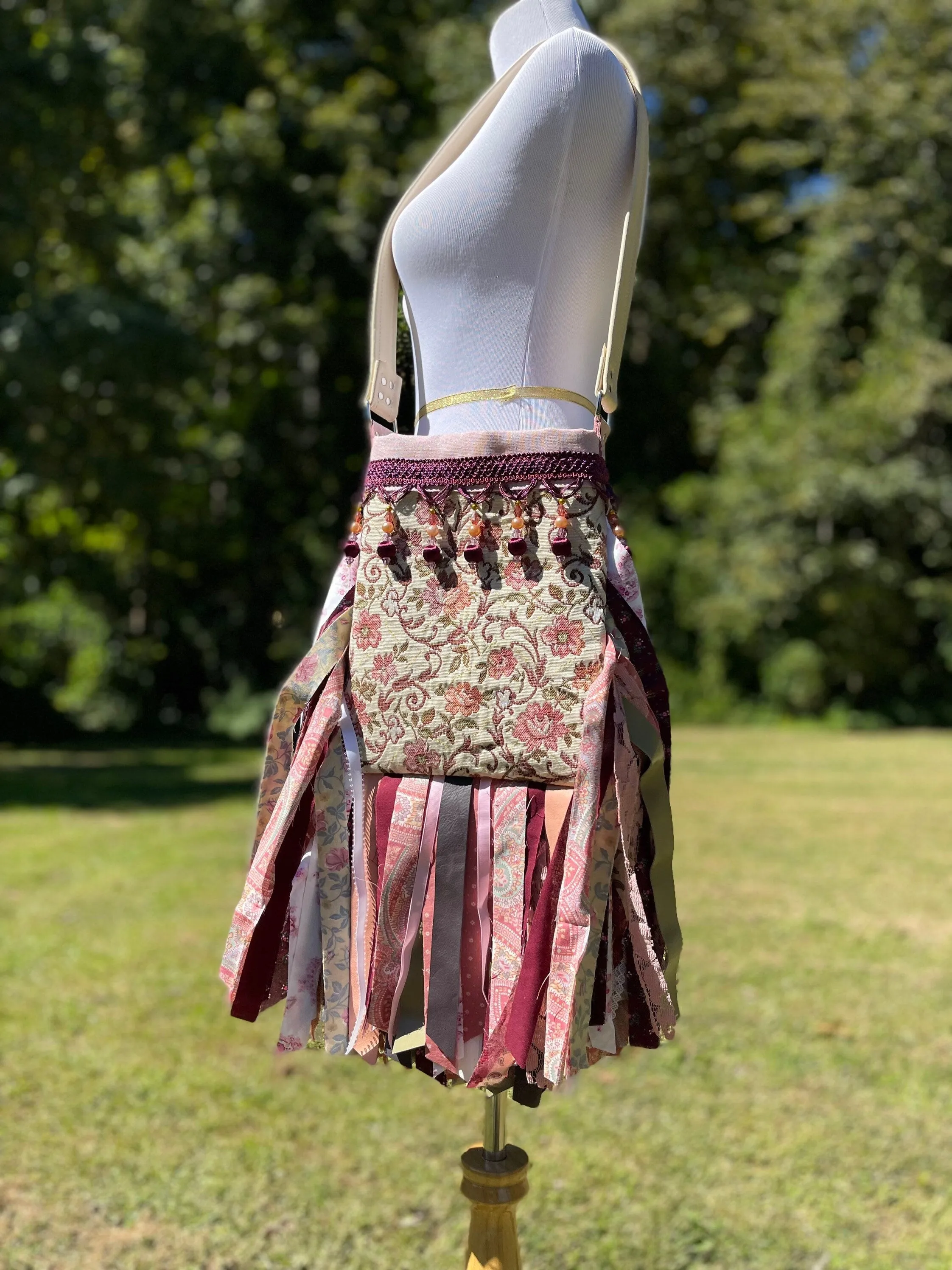 Vintage Vibes Fringe Purse, Festival Fringe Shoulder Bag, Hippie Handbag, Boho Chic Embellished purse