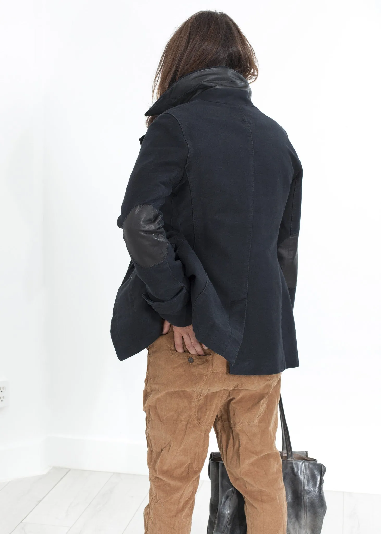Zola Coat in Black - A Stylish and Fashionable Choice